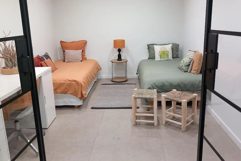 Appartement Independant Avec Jardin Et Piscine En Provence Ventabren France